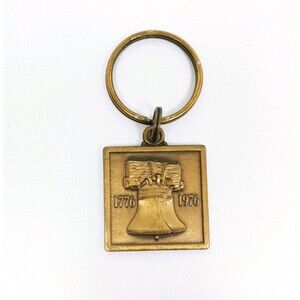 1776 - 1976 AMOCO Bicentennial Liberty Bell KEY chain ring medallion Vintage